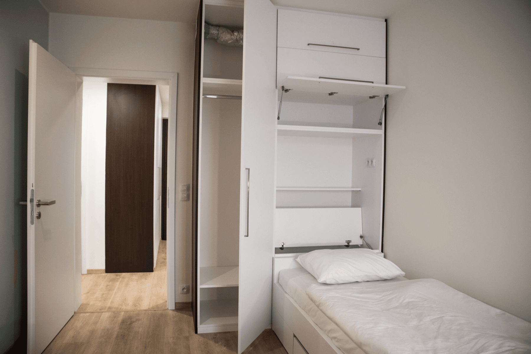 Prenájom bytu 3-izbový 69 m², Mukařovského, Praha, Praha Prenájom bytu 3-izbový 69 m², Mukařovského, Praha, Praha