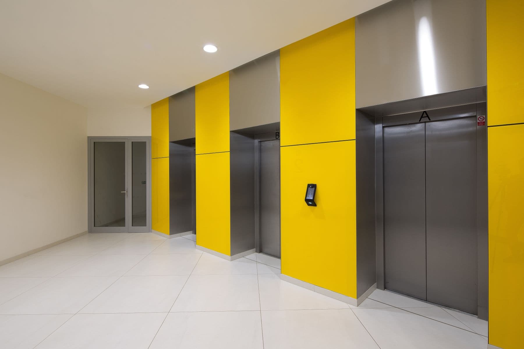 Prenájom bytu 3-izbový 69 m², Mukařovského, Praha, Praha Prenájom bytu 3-izbový 69 m², Mukařovského, Praha, Praha