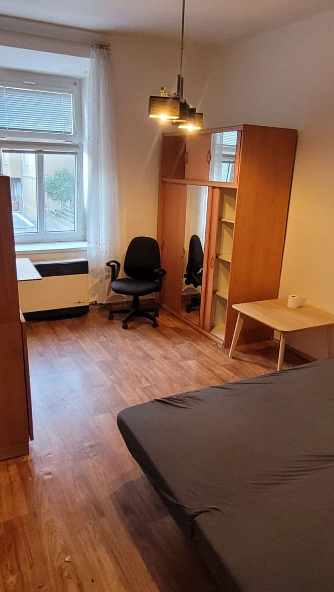 Prenájom bytu 1-izbový 26 m², Holečkova, Praha, Praha Prenájom bytu 1-izbový 26 m², Holečkova, Praha, Praha