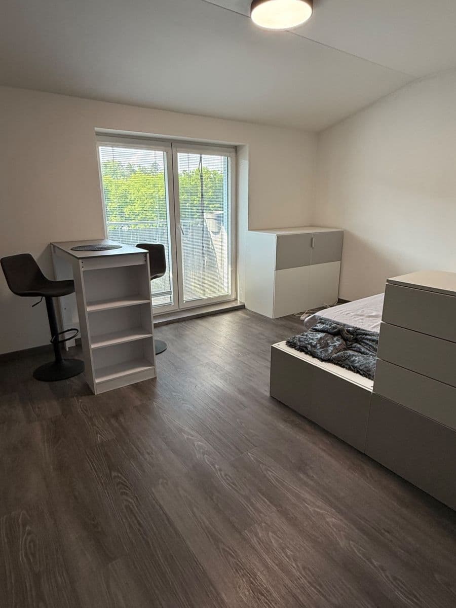 Prenájom bytu 1-izbový 32 m², Hřbitovní, Libčice nad Vltavou, Středočeský kraj Prenájom bytu 1-izbový 32 m², Hřbitovní, Libčice nad Vltavou, Středočeský kraj