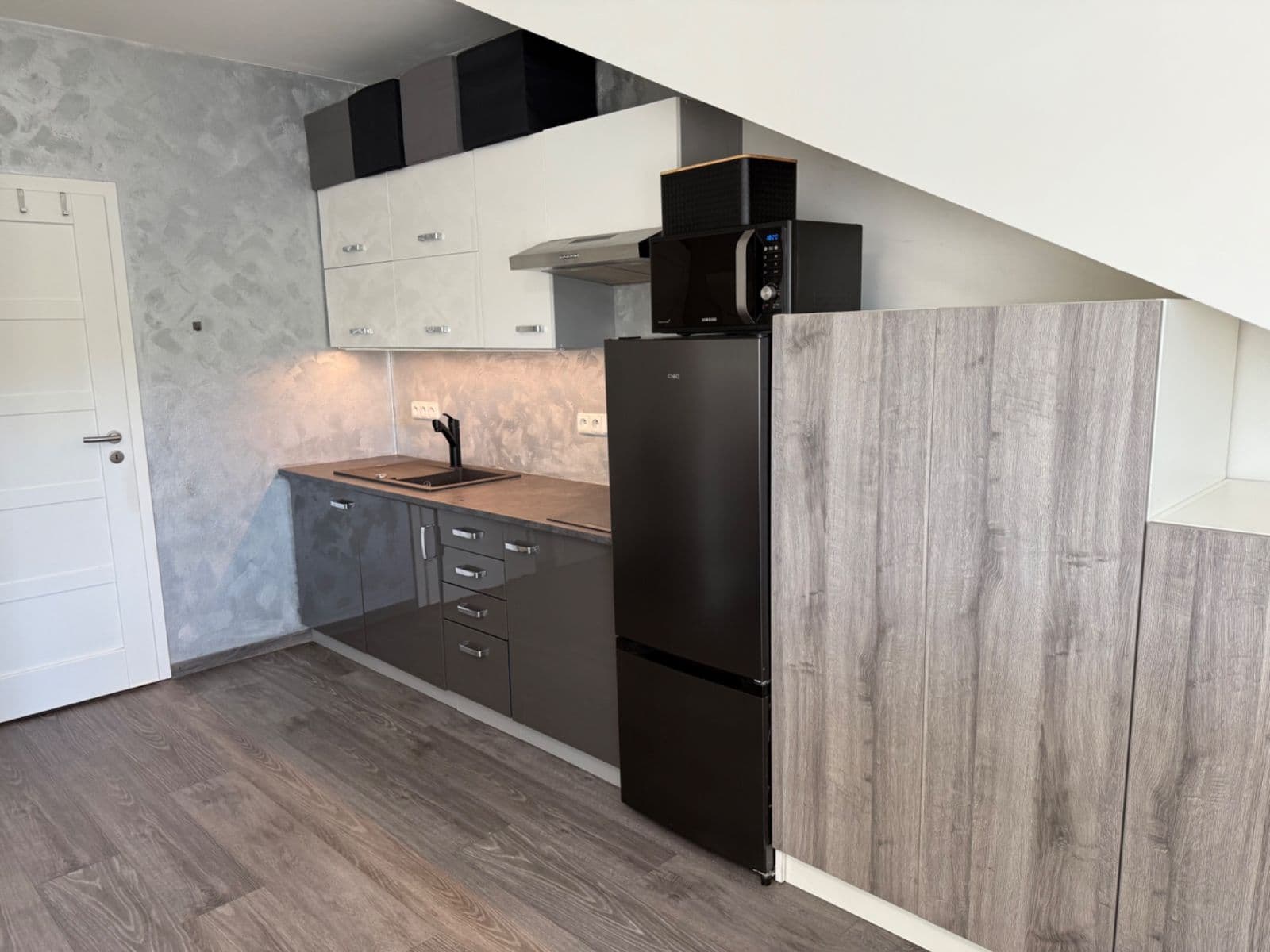 Prenájom bytu 1-izbový 32 m², Hřbitovní, Libčice nad Vltavou, Středočeský kraj Prenájom bytu 1-izbový 32 m², Hřbitovní, Libčice nad Vltavou, Středočeský kraj