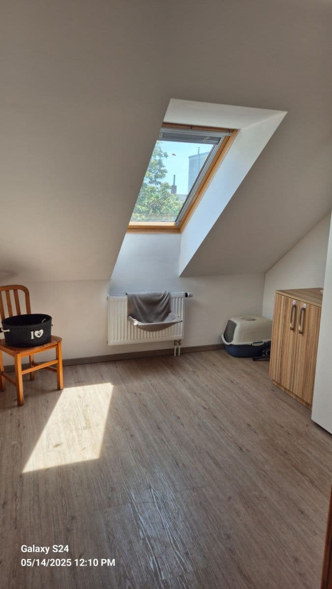 Prenájom domu 154 m², pozemek 1.435 m², nám. sv. Jana, Újezd u Brna, Jihomoravský kraj Prenájom domu 154 m², pozemek 1.435 m², nám. sv. Jana, Újezd u Brna, Jihomoravský kraj