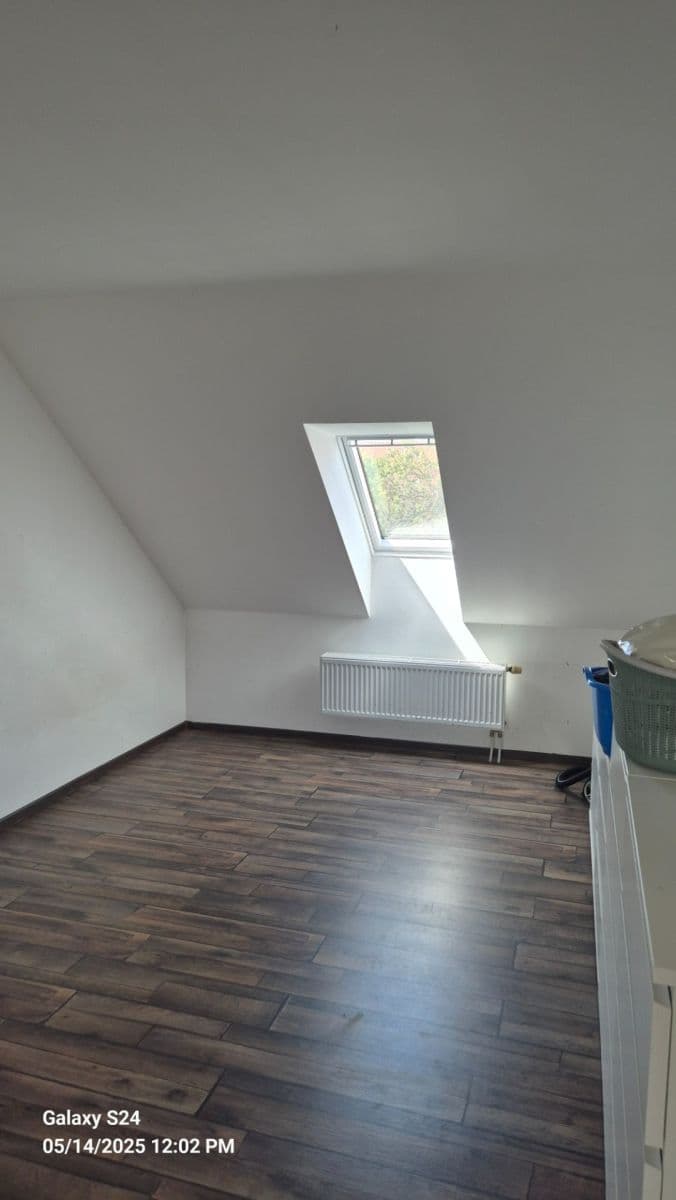 Prenájom domu 154 m², pozemek 1.435 m², nám. sv. Jana, Újezd u Brna, Jihomoravský kraj Prenájom domu 154 m², pozemek 1.435 m², nám. sv. Jana, Újezd u Brna, Jihomoravský kraj
