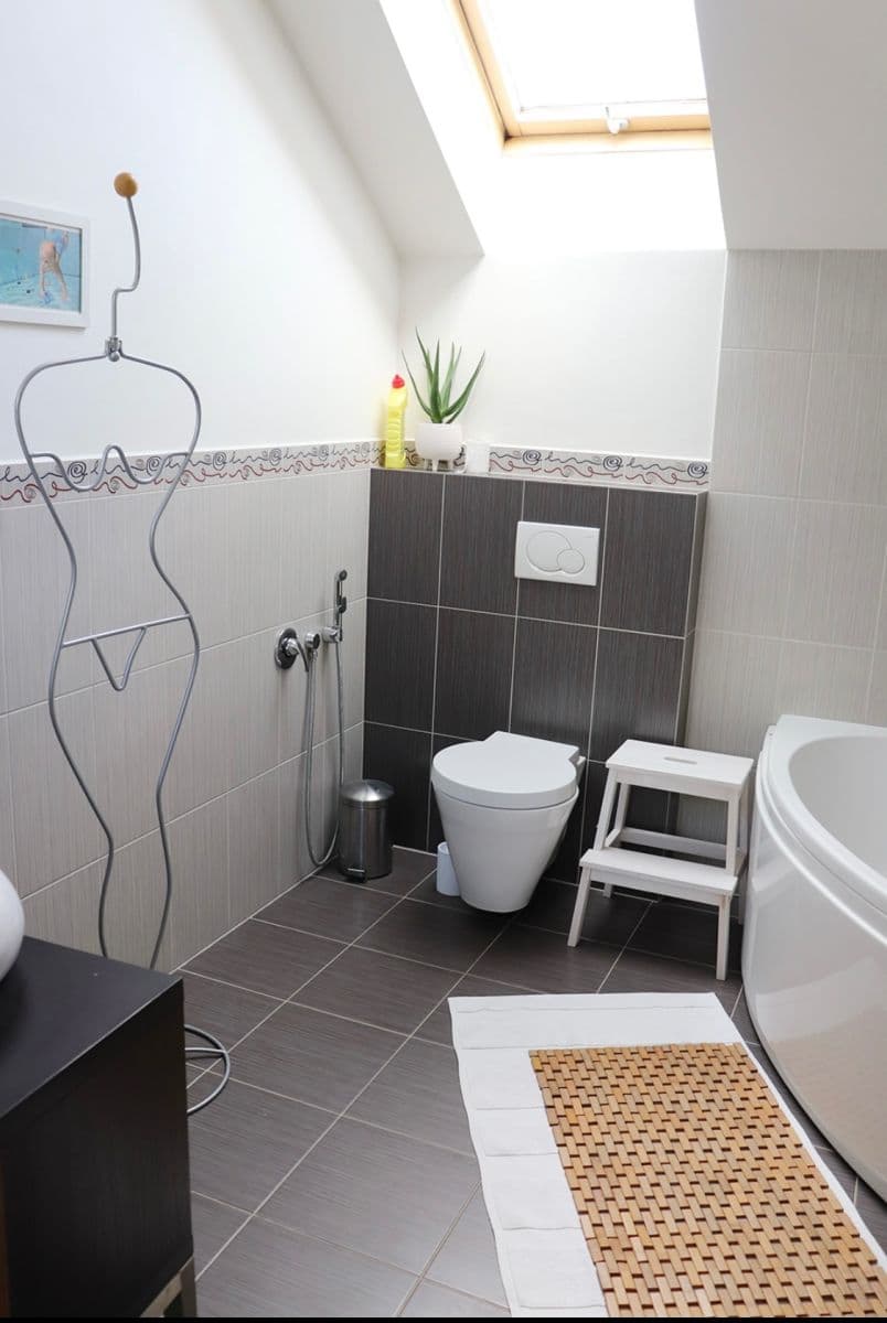 Prenájom bytu 1-izbový 31 m², Sedláčkova, Roztoky, Středočeský kraj Prenájom bytu 1-izbový 31 m², Sedláčkova, Roztoky, Středočeský kraj