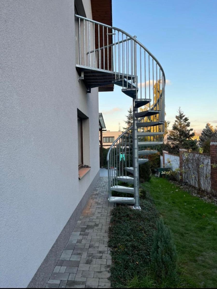 Prenájom bytu 1-izbový 31 m², Sedláčkova, Roztoky, Středočeský kraj Prenájom bytu 1-izbový 31 m², Sedláčkova, Roztoky, Středočeský kraj