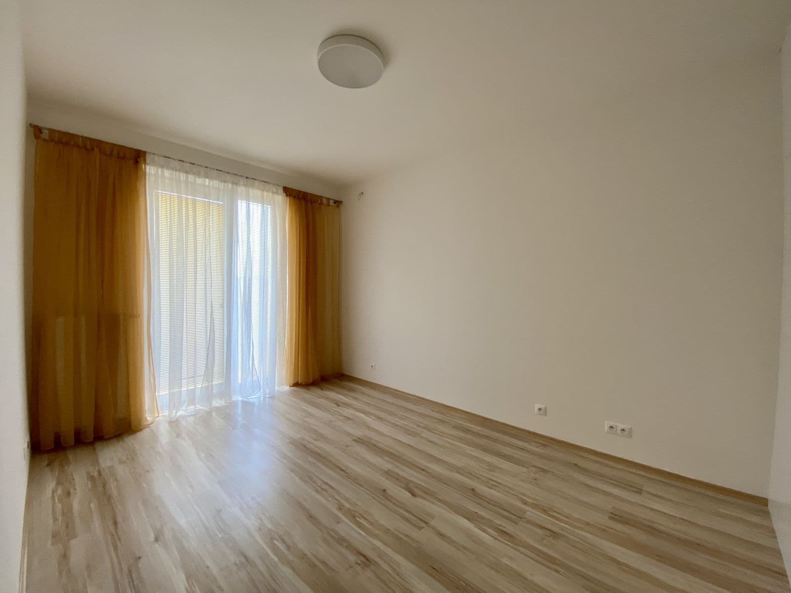Prenájom bytu 2-izbový 55 m², Nárožní, Praha, Praha Prenájom bytu 2-izbový 55 m², Nárožní, Praha, Praha