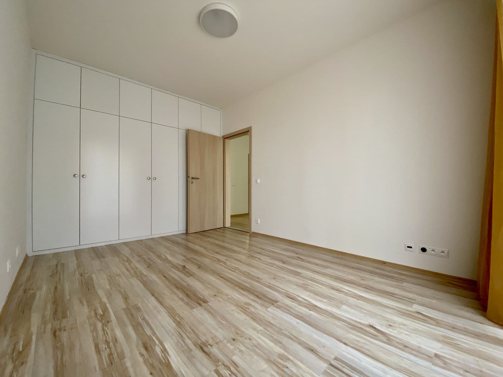 Prenájom bytu 2-izbový 55 m², Nárožní, Praha, Praha Prenájom bytu 2-izbový 55 m², Nárožní, Praha, Praha