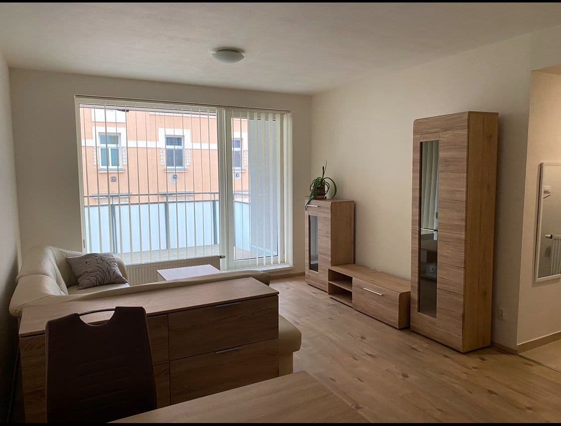 Prenájom bytu 2-izbový 54 m², Jablonského, Plzeň, Plzeňský kraj Prenájom bytu 2-izbový 54 m², Jablonského, Plzeň, Plzeňský kraj