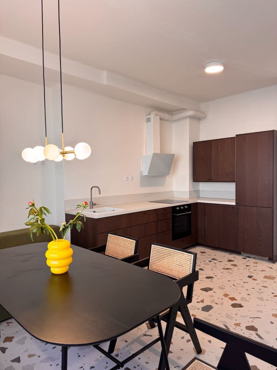Prenájom bytu 3-izbový 82 m², 28. října, Ostrava, Moravskoslezský kraj Prenájom bytu 3-izbový 82 m², 28. října, Ostrava, Moravskoslezský kraj