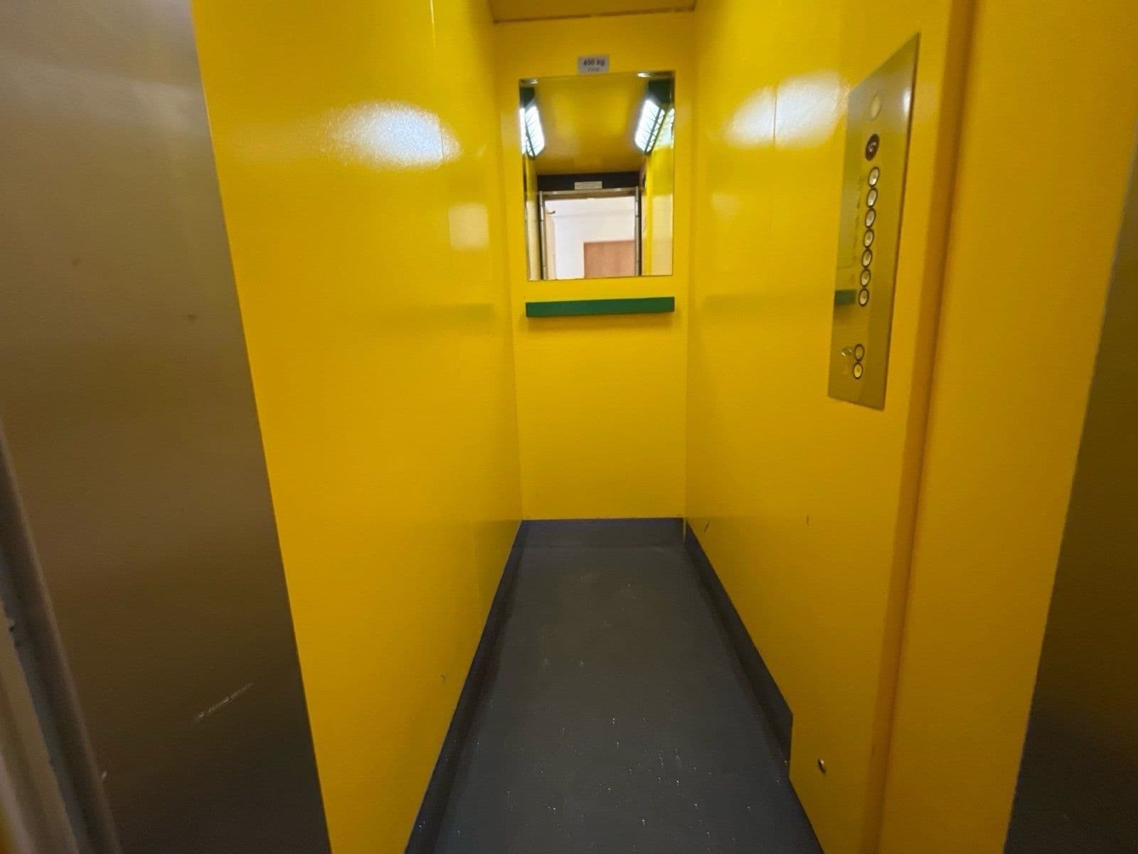 Prenájom bytu 4-izbový 78 m², Matuškova, Havířov, Moravskoslezský kraj Prenájom bytu 4-izbový 78 m², Matuškova, Havířov, Moravskoslezský kraj