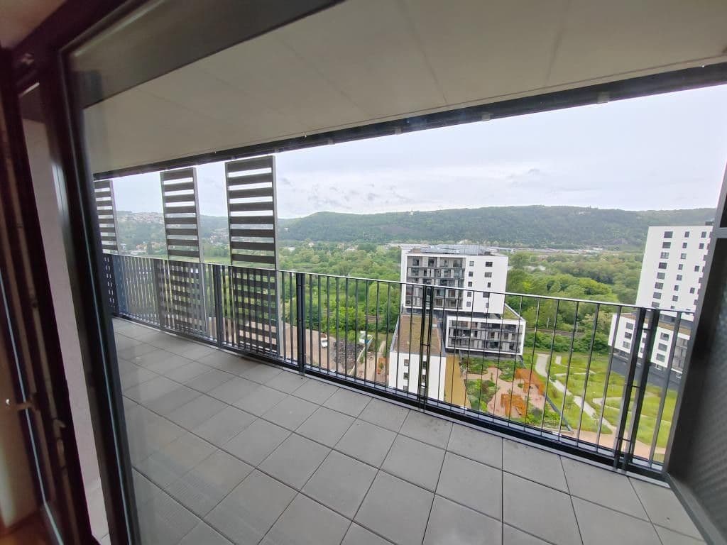 Prenájom bytu 2-izbový 73 m², Mezi Vodami, Praha, Praha Prenájom bytu 2-izbový 73 m², Mezi Vodami, Praha, Praha