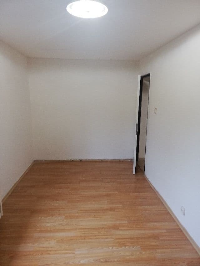 Prenájom bytu 2-izbový 49 m², Ženklava, Moravskoslezský kraj Prenájom bytu 2-izbový 49 m², Ženklava, Moravskoslezský kraj
