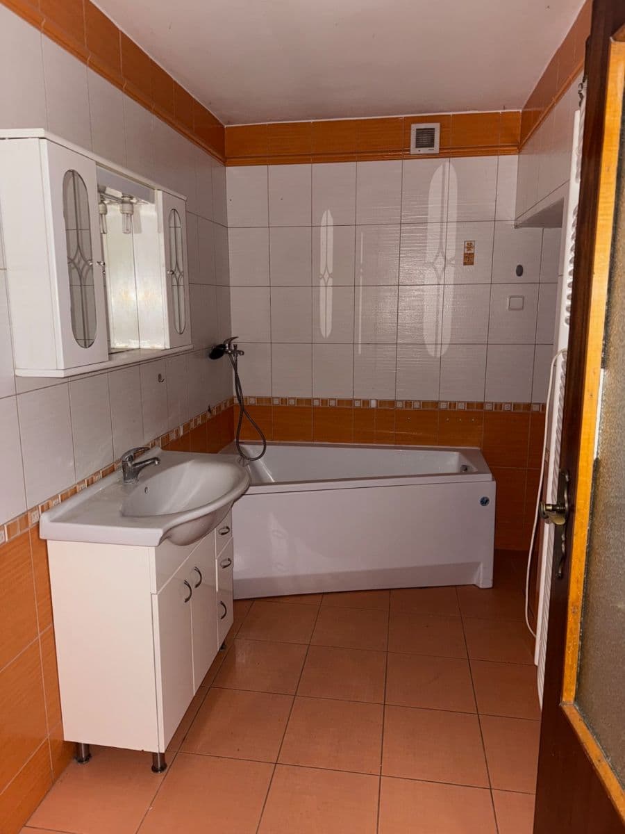 Prenájom domu 114 m², pozemek 400 m², Zelená, Říčany, Středočeský kraj Prenájom domu 114 m², pozemek 400 m², Zelená, Říčany, Středočeský kraj