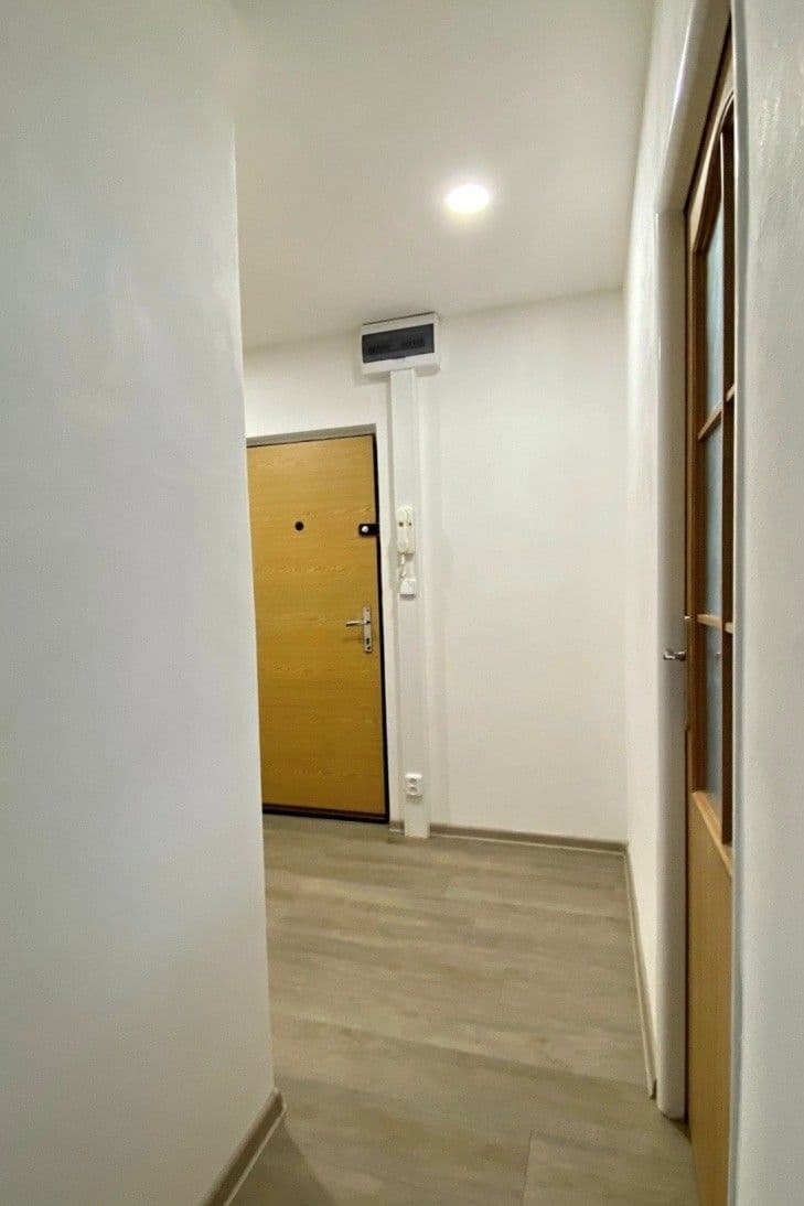 Prenájom bytu 2-izbový 48 m², Litoměřická, Štětí, Ústecký kraj Prenájom bytu 2-izbový 48 m², Litoměřická, Štětí, Ústecký kraj