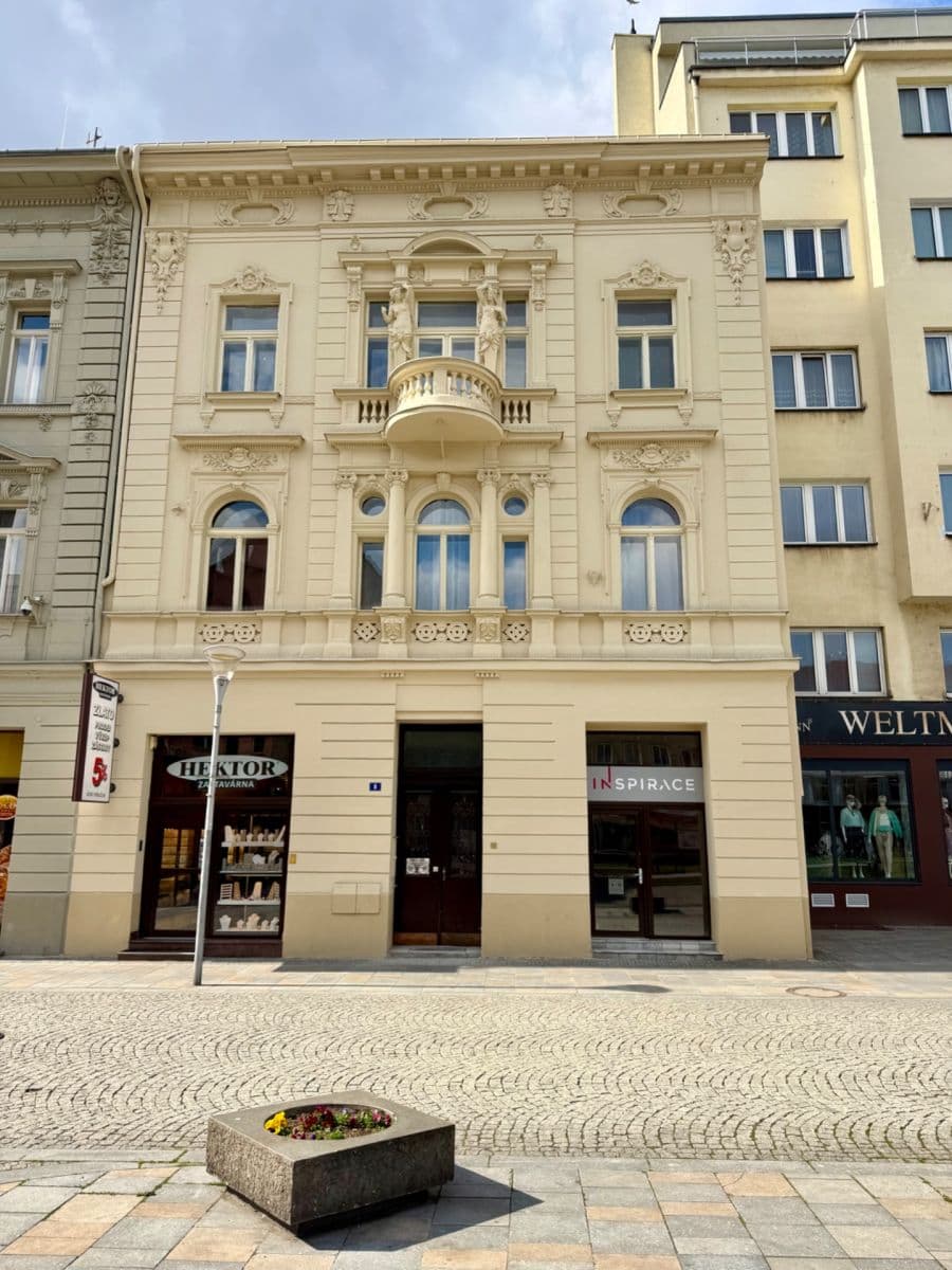 Prenájom bytu 3-izbový 81 m², Zámecká, Ostrava, Moravskoslezský kraj Prenájom bytu 3-izbový 81 m², Zámecká, Ostrava, Moravskoslezský kraj