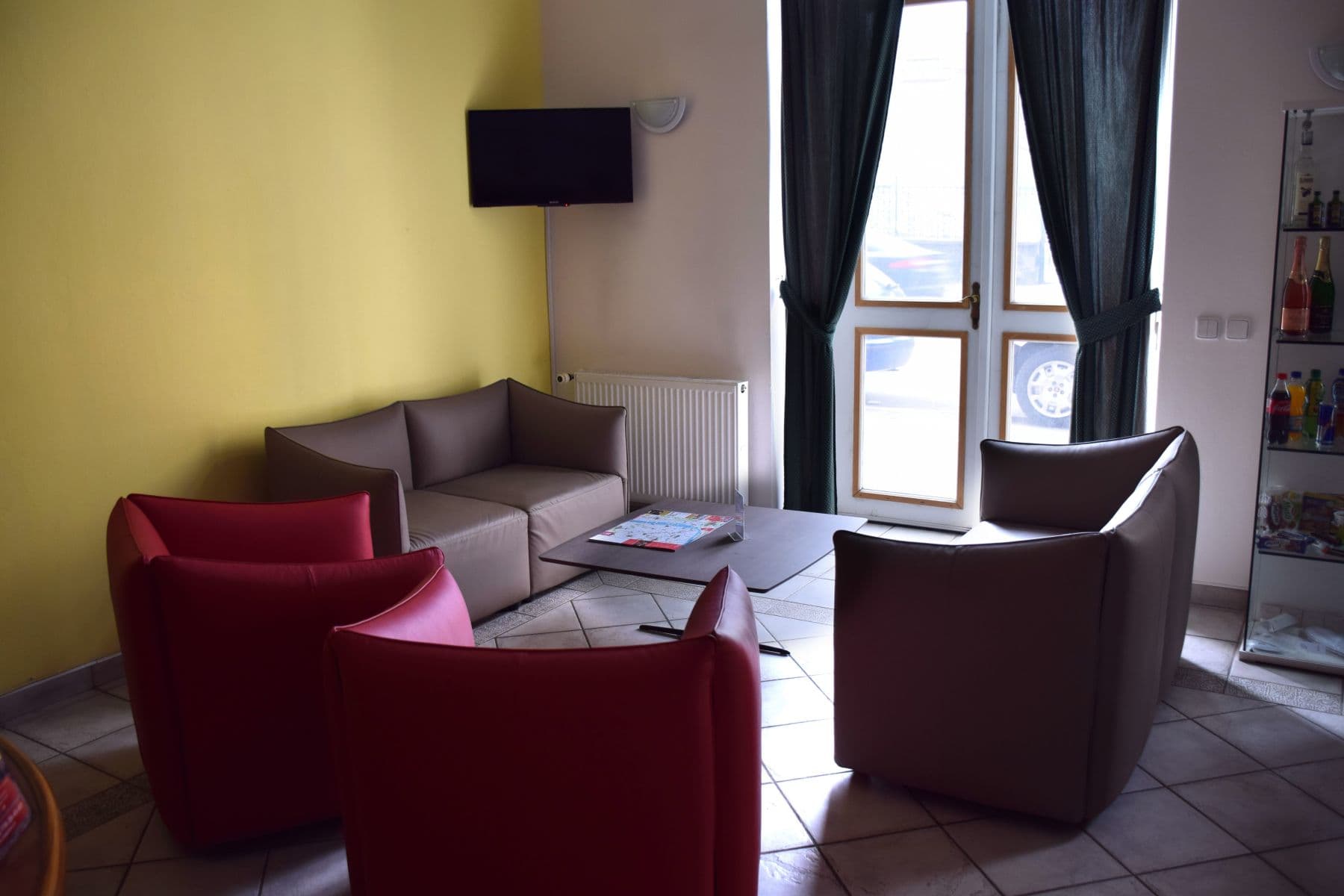 Prenájom bytu 25 m², Sokolská, Praha, Praha Prenájom bytu 25 m², Sokolská, Praha, Praha