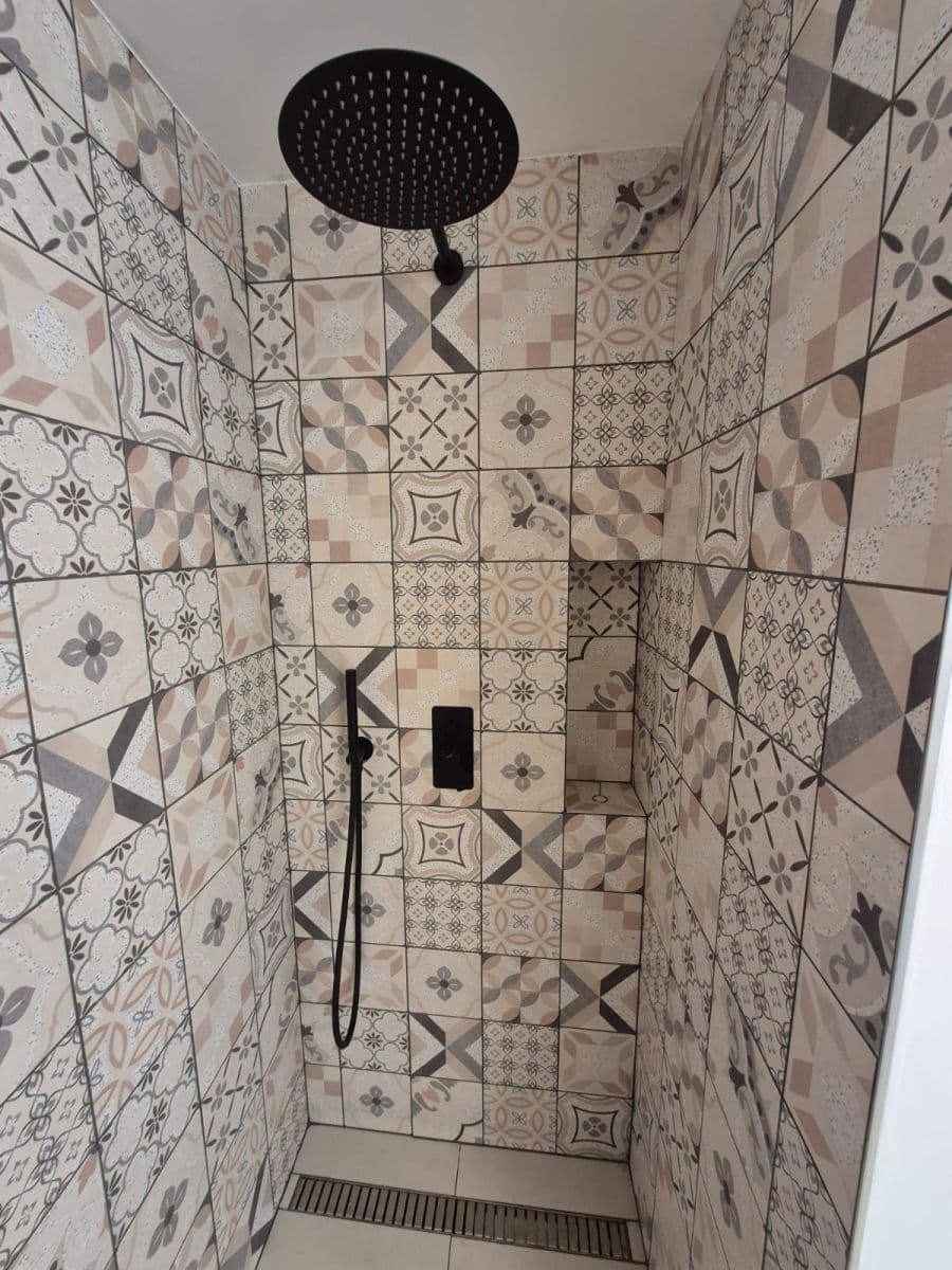 Prenájom bytu 3-izbový 70 m², Zárybská, Praha, Praha Prenájom bytu 3-izbový 70 m², Zárybská, Praha, Praha