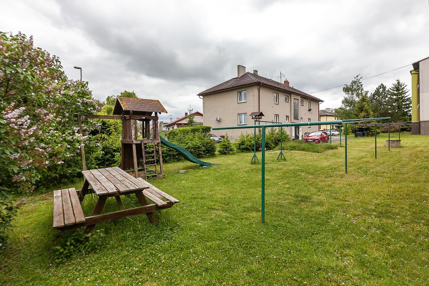 Predaj bytu 4-izbový 95 m², Teplýšovice, Teplýšovice, Středočeský kraj Predaj bytu 4-izbový 95 m², Teplýšovice, Teplýšovice, Středočeský kraj