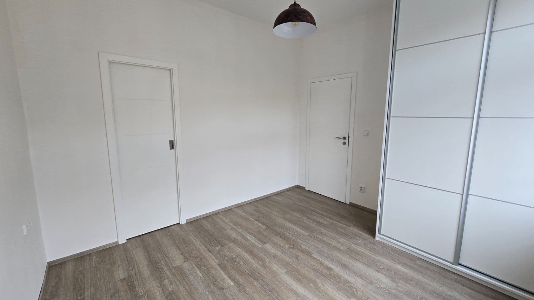 Prenájom bytu 2-izbový 54 m², Bulharská, Praha, Praha Prenájom bytu 2-izbový 54 m², Bulharská, Praha, Praha