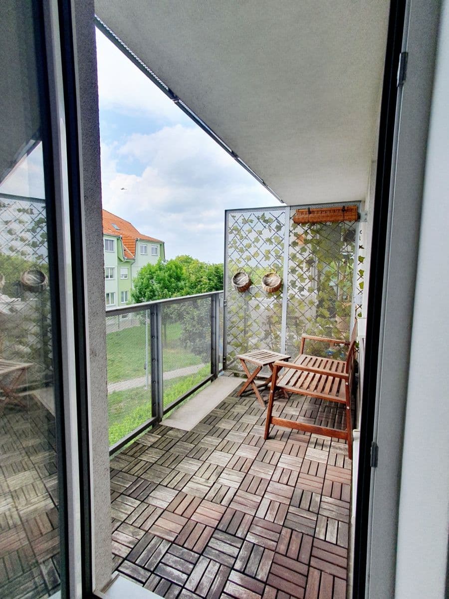 Prenájom bytu 2-izbový 46 m², Herlíkovická, Praha, Praha Prenájom bytu 2-izbový 46 m², Herlíkovická, Praha, Praha