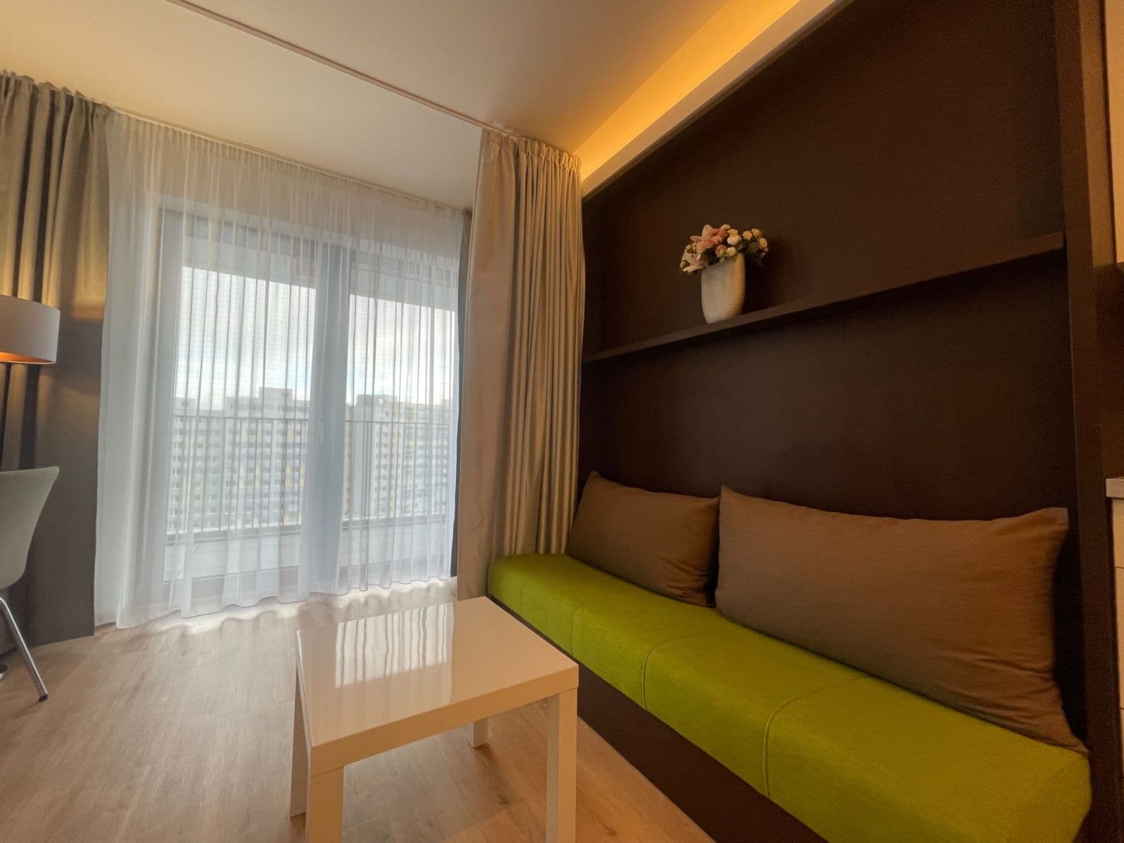 Prenájom bytu 1-izbový 27 m², Mukařovského, Praha, Praha Prenájom bytu 1-izbový 27 m², Mukařovského, Praha, Praha