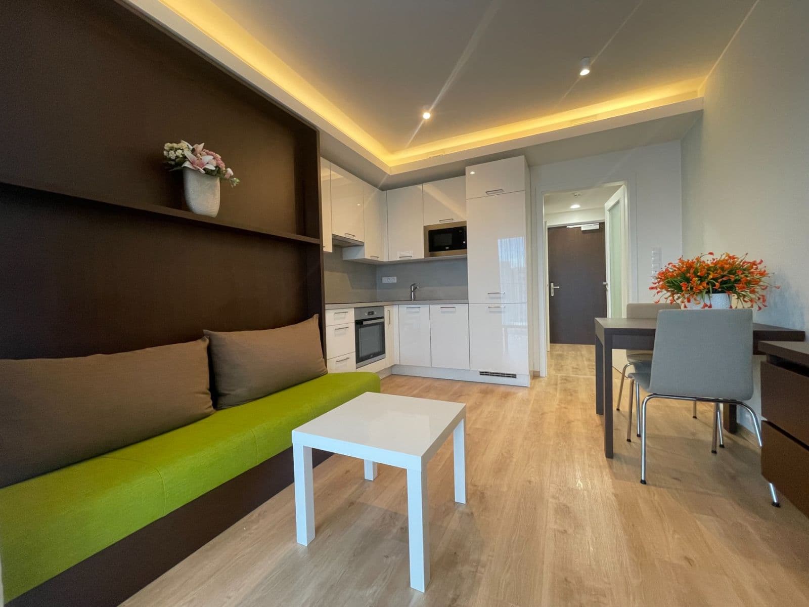 Prenájom bytu 1-izbový 27 m², Mukařovského, Praha, Praha Prenájom bytu 1-izbový 27 m², Mukařovského, Praha, Praha