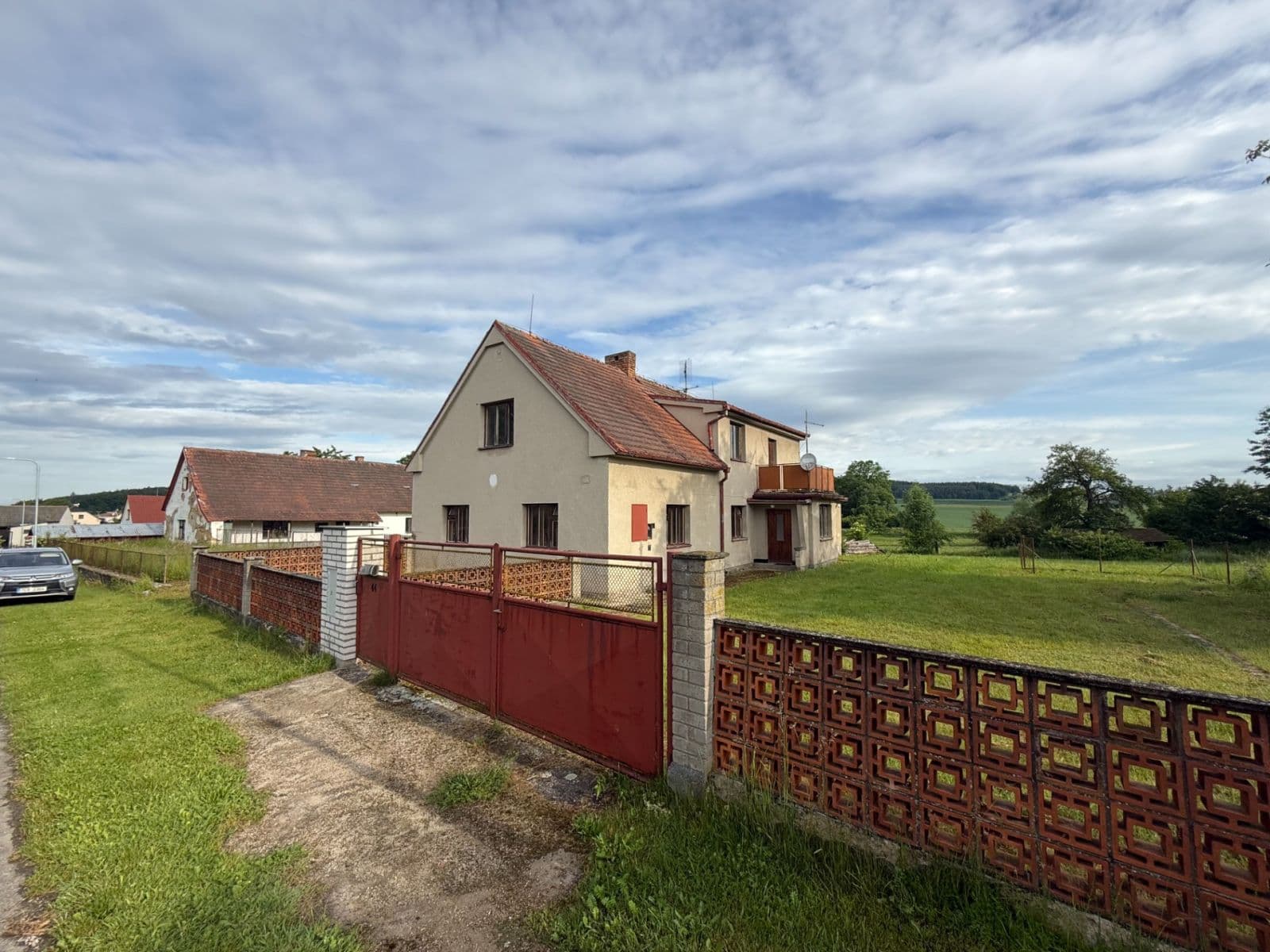 Predaj domu 292 m², pozemek 9.653 m², Stehlovice, Jihočeský kraj Predaj domu 292 m², pozemek 9.653 m², Stehlovice, Jihočeský kraj
