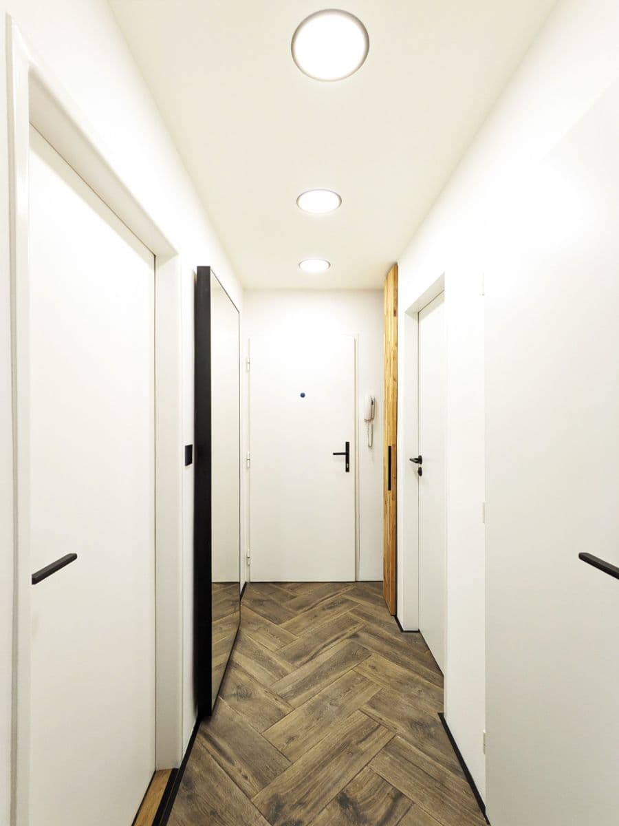 Prenájom bytu 3-izbový 79 m², Mírová, Dobruška, Královéhradecký kraj Prenájom bytu 3-izbový 79 m², Mírová, Dobruška, Královéhradecký kraj