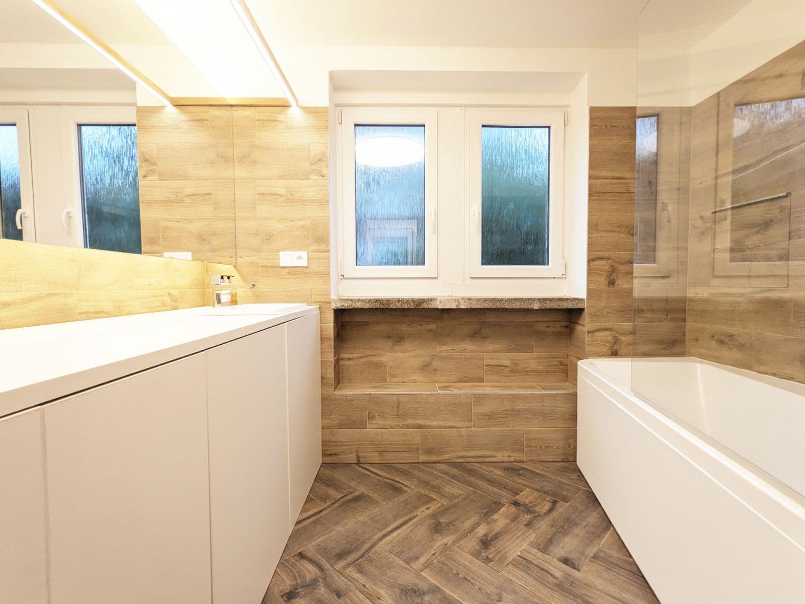 Prenájom bytu 3-izbový 79 m², Mírová, Dobruška, Královéhradecký kraj Prenájom bytu 3-izbový 79 m², Mírová, Dobruška, Královéhradecký kraj