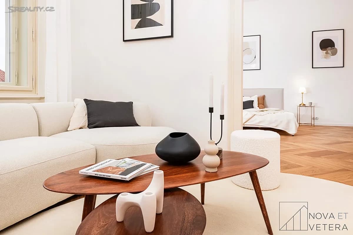 Prenájom bytu 2-izbový 71 m², Újezd, Praha, Praha Prenájom bytu 2-izbový 71 m², Újezd, Praha, Praha