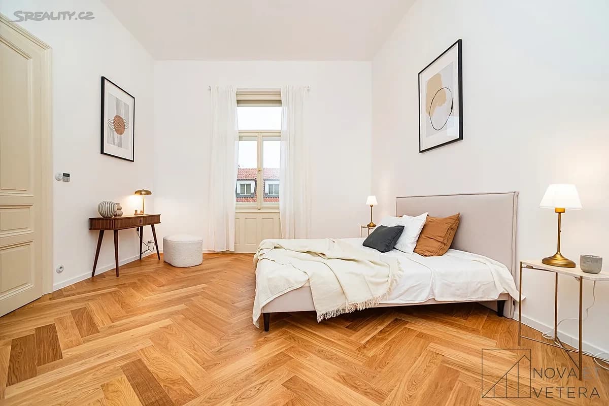 Prenájom bytu 2-izbový 71 m², Újezd, Praha, Praha Prenájom bytu 2-izbový 71 m², Újezd, Praha, Praha
