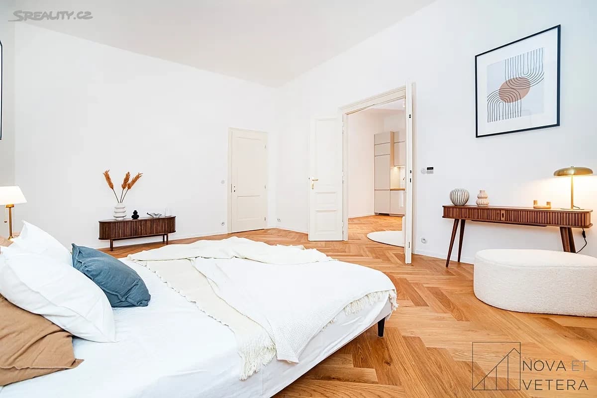 Prenájom bytu 2-izbový 71 m², Újezd, Praha, Praha Prenájom bytu 2-izbový 71 m², Újezd, Praha, Praha