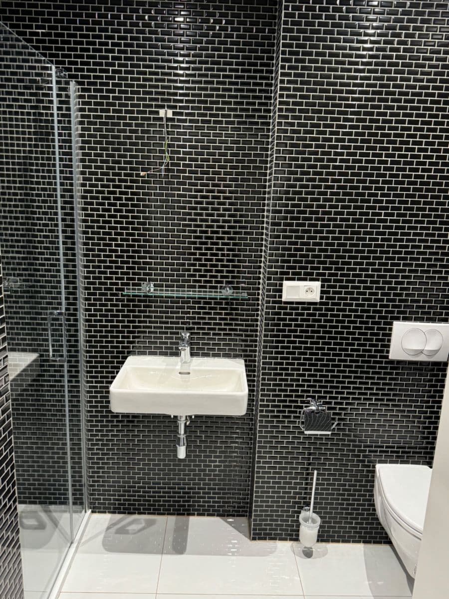 Predaj nebytového priestoru 387 m², Pod Strání, Dalovice, Karlovarský kraj Predaj nebytového priestoru 387 m², Pod Strání, Dalovice, Karlovarský kraj