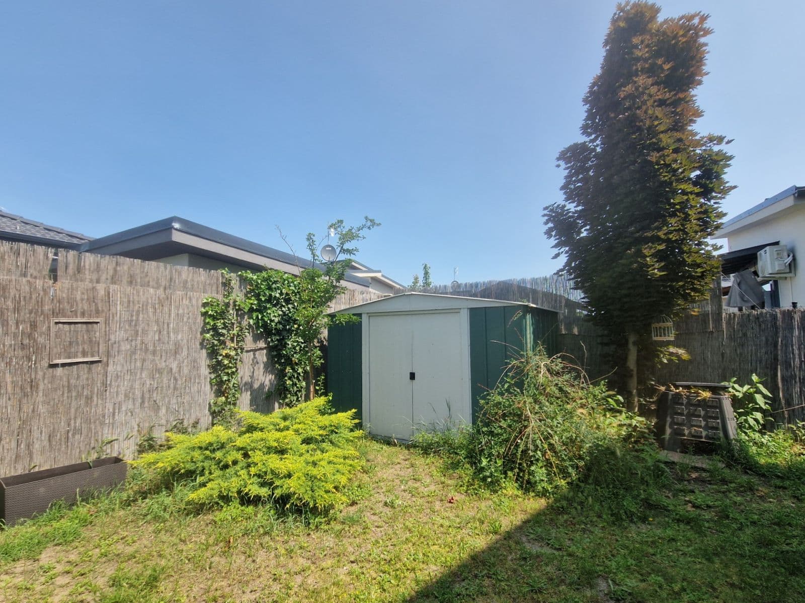 Predaj domu 1 m², pozemek 476 m², Malé Leváre, Bratislavský kraj Predaj domu 1 m², pozemek 476 m², Malé Leváre, Bratislavský kraj