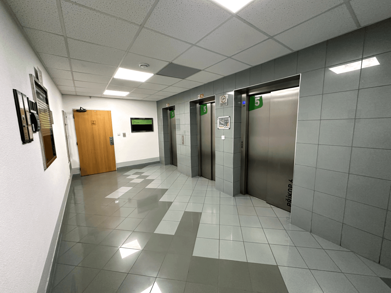 Prenájom kancelárie 27 m², Příkop, Brno, Jihomoravský kraj Prenájom kancelárie 27 m², Příkop, Brno, Jihomoravský kraj