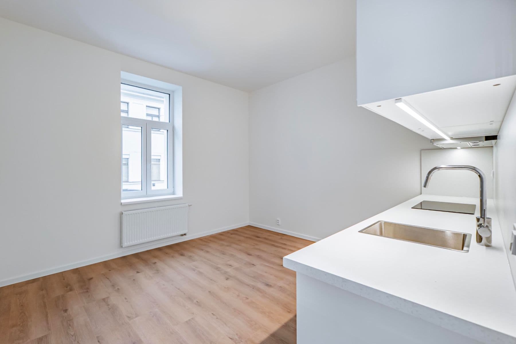 Prenájom bytu 1-izbový 21 m², Na Mokřině, Praha, Praha Prenájom bytu 1-izbový 21 m², Na Mokřině, Praha, Praha