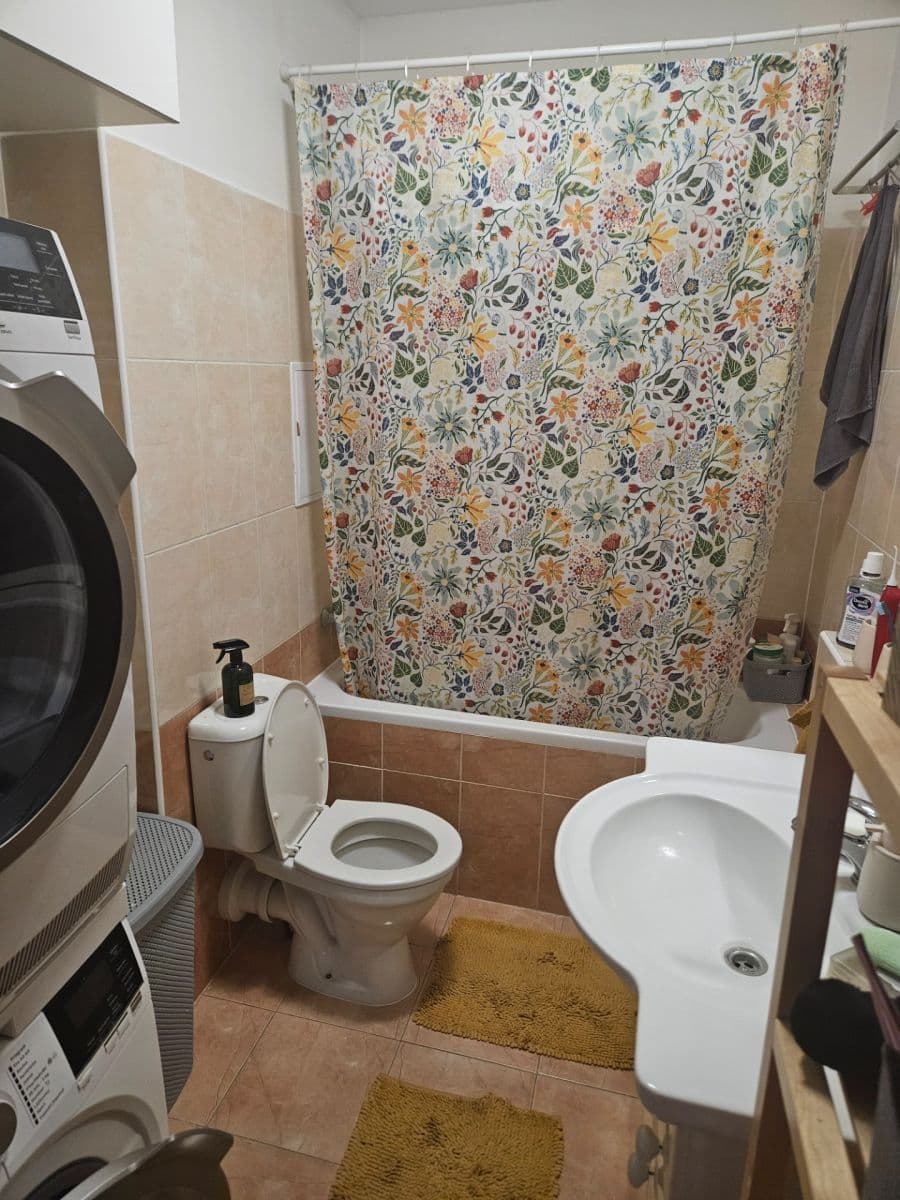 Prenájom bytu 2-izbový 50 m², Tupolevova, Praha, Praha Prenájom bytu 2-izbový 50 m², Tupolevova, Praha, Praha