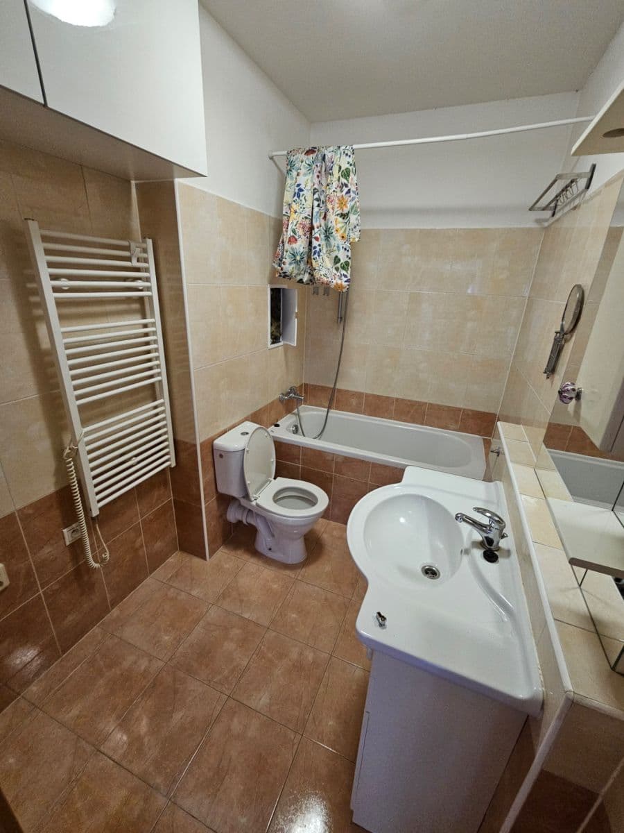 Prenájom bytu 2-izbový 50 m², Tupolevova, Praha, Praha Prenájom bytu 2-izbový 50 m², Tupolevova, Praha, Praha