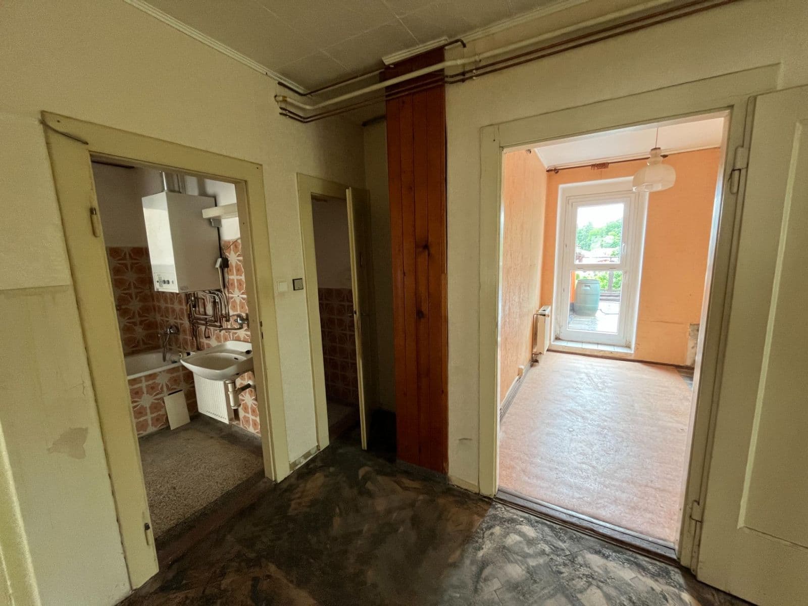 Predaj bytu 4-izbový 100 m², Hlavní, Aš, Karlovarský kraj Predaj bytu 4-izbový 100 m², Hlavní, Aš, Karlovarský kraj