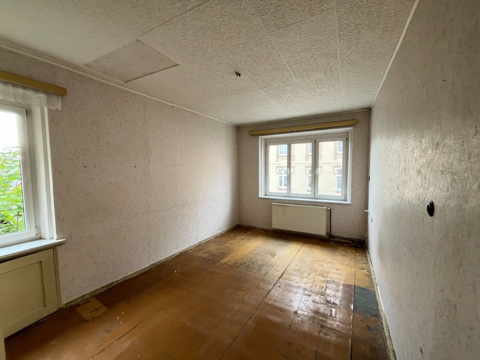 Predaj bytu 4-izbový 100 m², Hlavní, Aš, Karlovarský kraj Predaj bytu 4-izbový 100 m², Hlavní, Aš, Karlovarský kraj