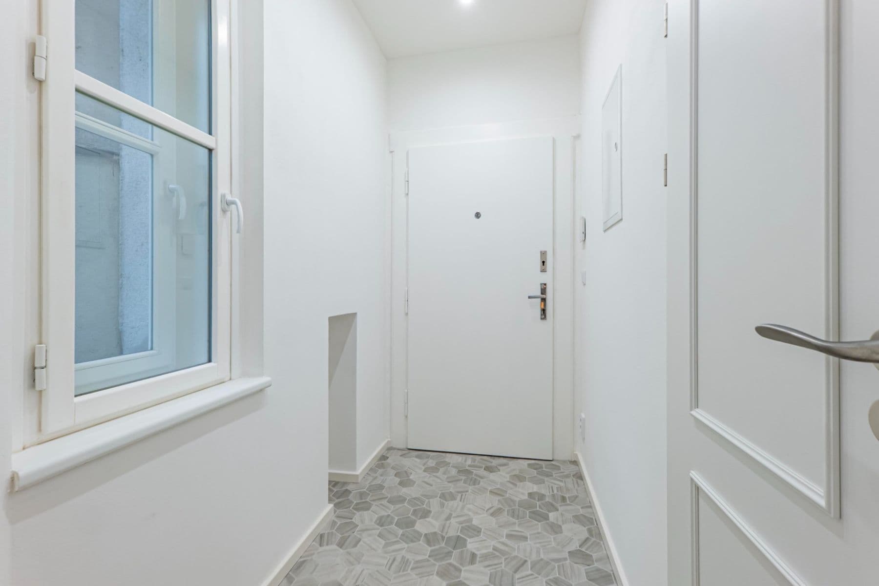 Prenájom bytu 2-izbový 46 m², Vinohradská, Praha, Praha Prenájom bytu 2-izbový 46 m², Vinohradská, Praha, Praha