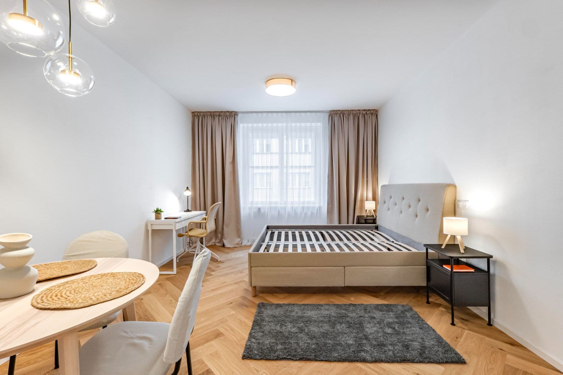 Prenájom bytu 2-izbový 46 m², Vinohradská, Praha, Praha Prenájom bytu 2-izbový 46 m², Vinohradská, Praha, Praha