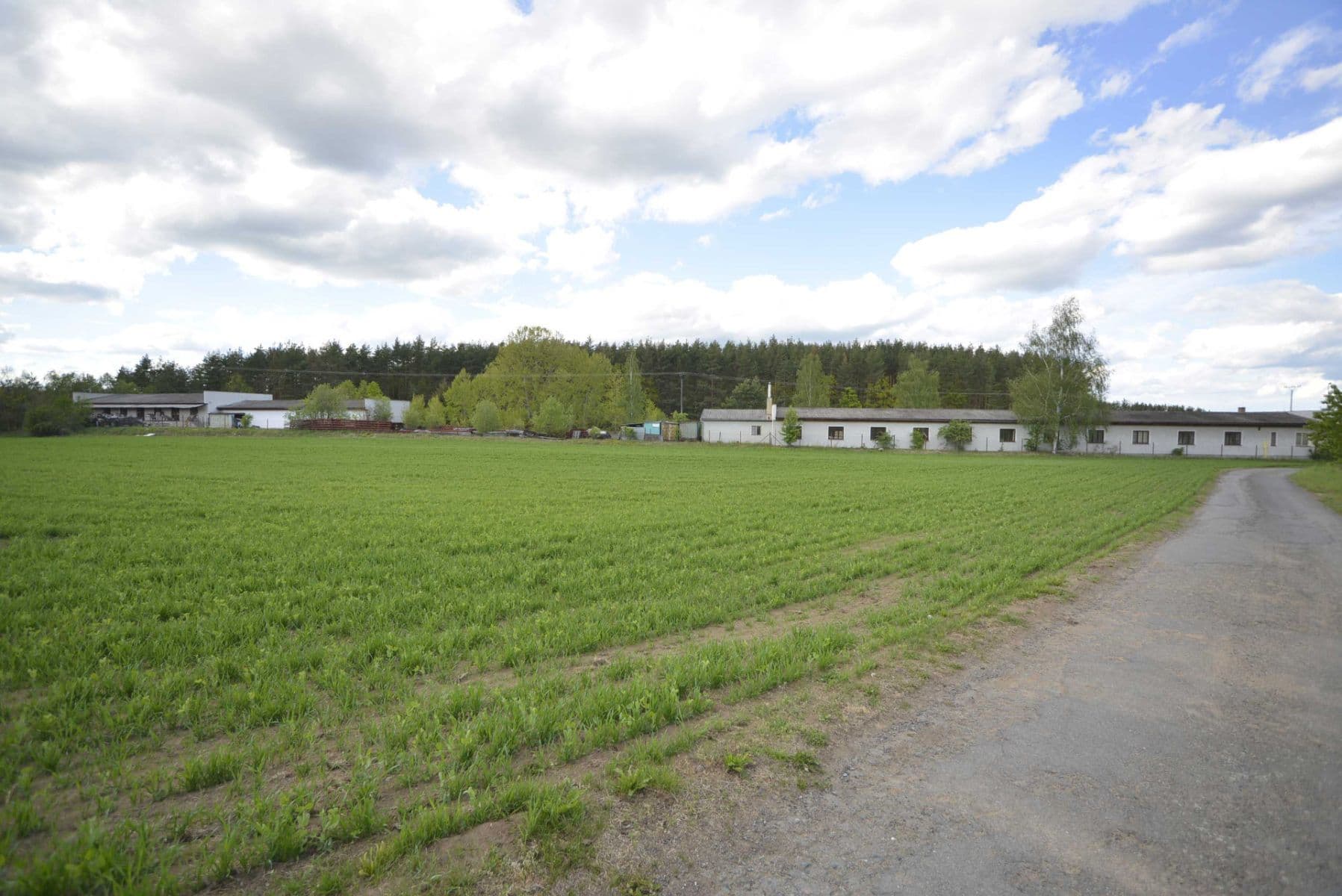 Predaj nebytového priestoru 2.324 m², 10229, Svatý Jan, Středočeský kraj Predaj nebytového priestoru 2.324 m², 10229, Svatý Jan, Středočeský kraj