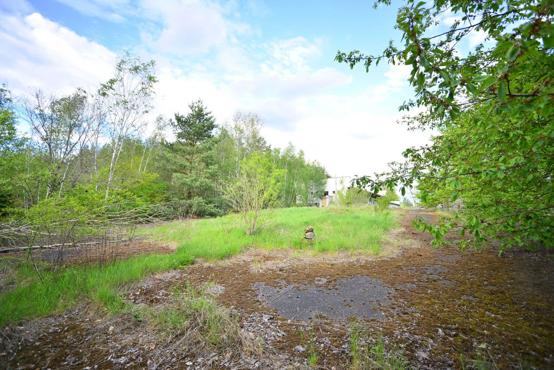 Predaj pozemku 2.065 m², Svatý Jan, Středočeský kraj Predaj pozemku 2.065 m², Svatý Jan, Středočeský kraj