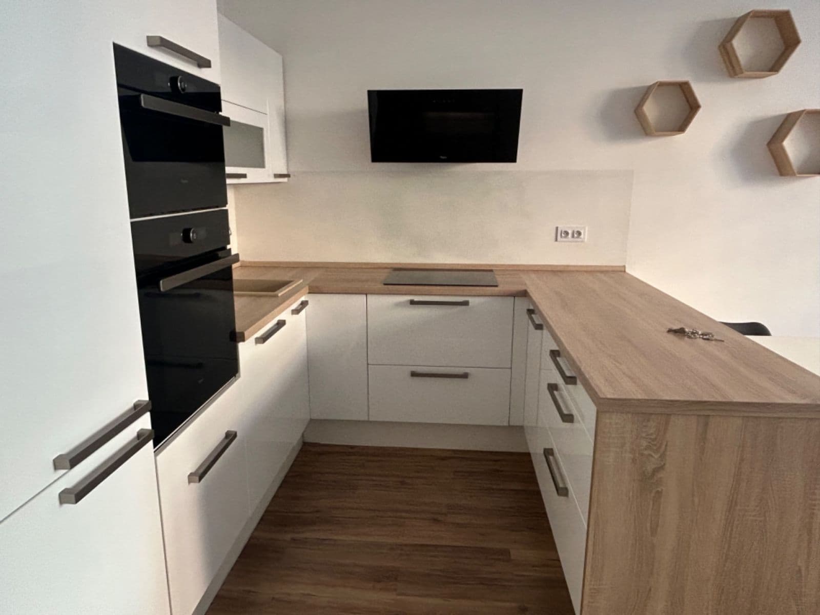 Prenájom bytu 2-izbový 59 m², Havlíčkova, Pardubice, Pardubický kraj Prenájom bytu 2-izbový 59 m², Havlíčkova, Pardubice, Pardubický kraj