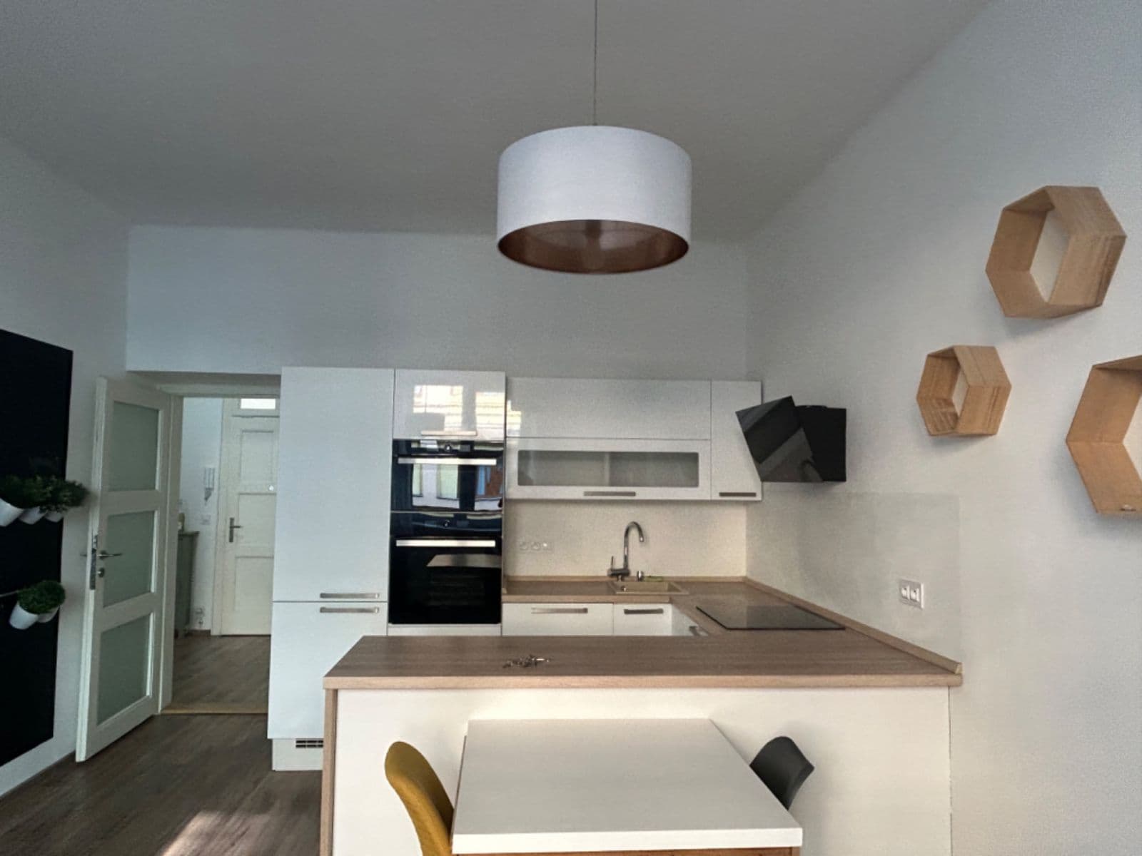 Prenájom bytu 2-izbový 59 m², Havlíčkova, Pardubice, Pardubický kraj Prenájom bytu 2-izbový 59 m², Havlíčkova, Pardubice, Pardubický kraj