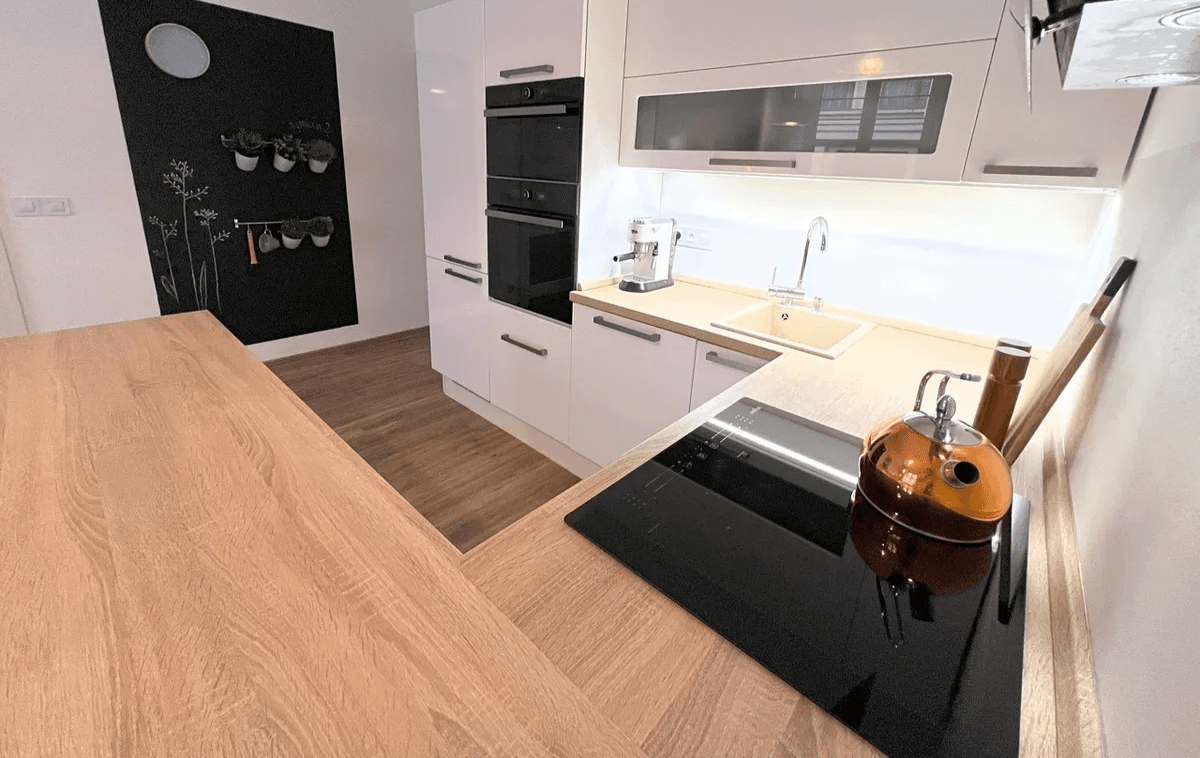 Prenájom bytu 2-izbový 59 m², Havlíčkova, Pardubice, Pardubický kraj Prenájom bytu 2-izbový 59 m², Havlíčkova, Pardubice, Pardubický kraj