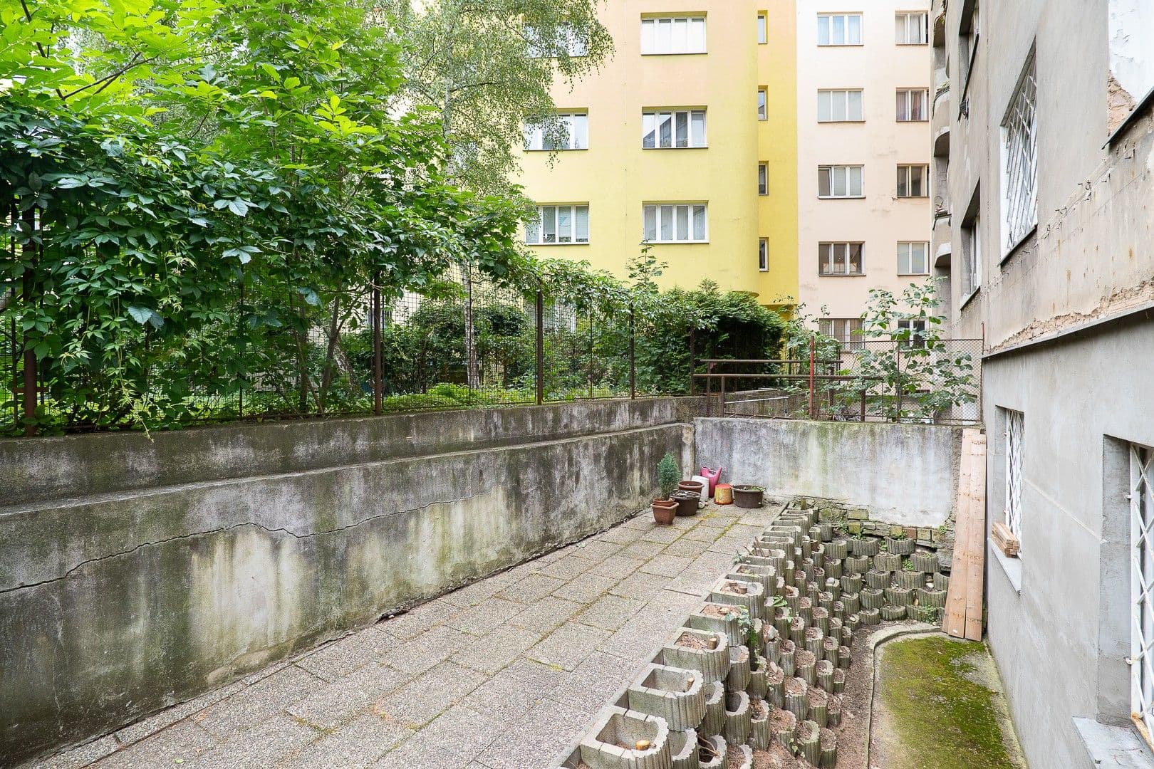 Prenájom bytu 1-izbový 24 m², Na Dolinách, Praha, Praha Prenájom bytu 1-izbový 24 m², Na Dolinách, Praha, Praha