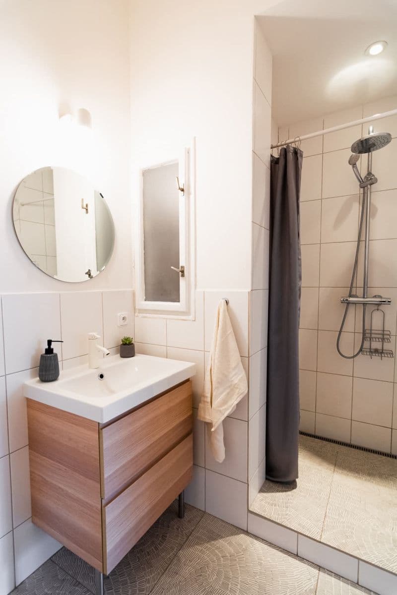 Prenájom bytu 1-izbový 33 m², Lopatecká, Praha, Praha Prenájom bytu 1-izbový 33 m², Lopatecká, Praha, Praha