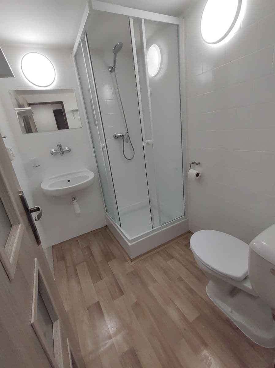 Prenájom bytu Garsoniéra 37 m², Masarykova, Litoměřice, Ústecký kraj Prenájom bytu Garsoniéra 37 m², Masarykova, Litoměřice, Ústecký kraj